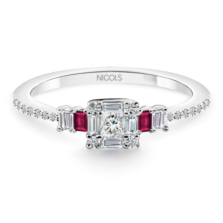 Anillo Rubí y Diamantes Princess
